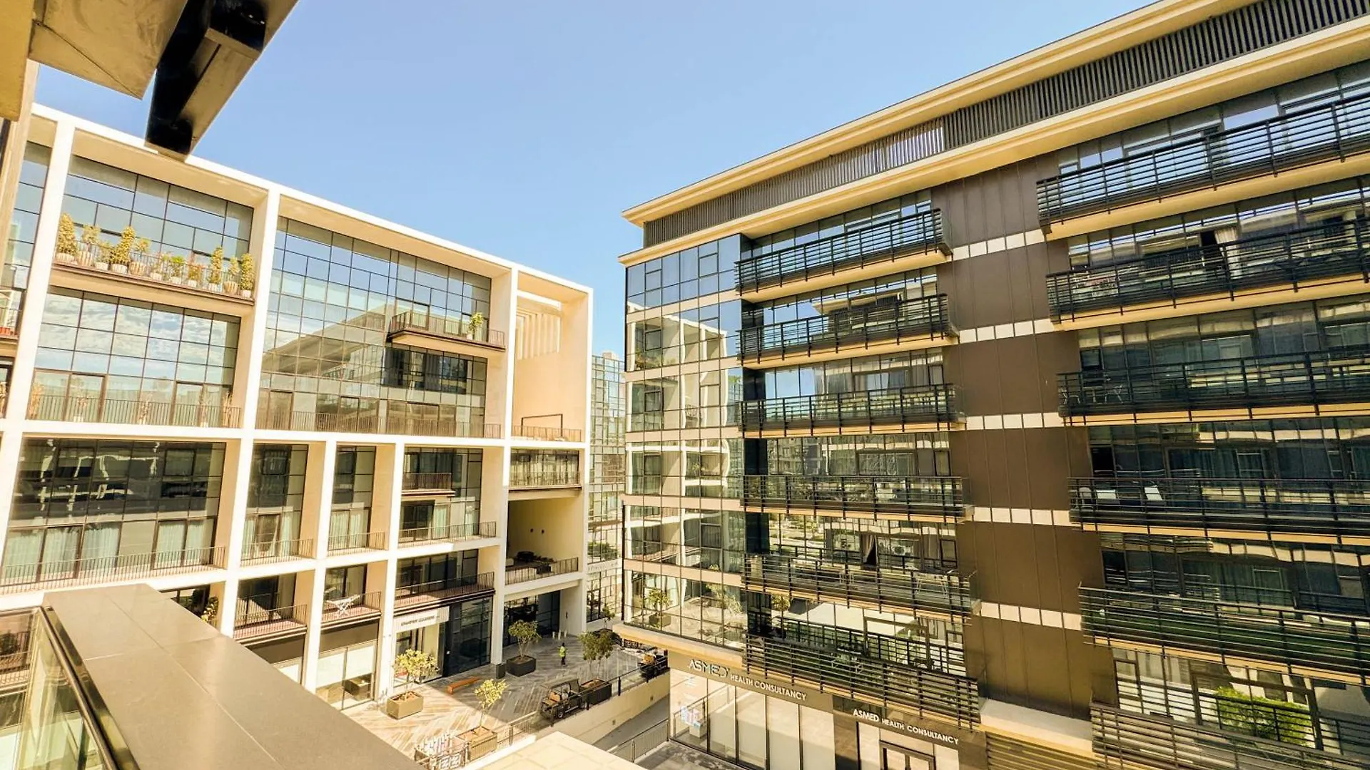 Luxury Apartment With Pool, Patio & Gym In City Walk By Aya Boutique Dubai