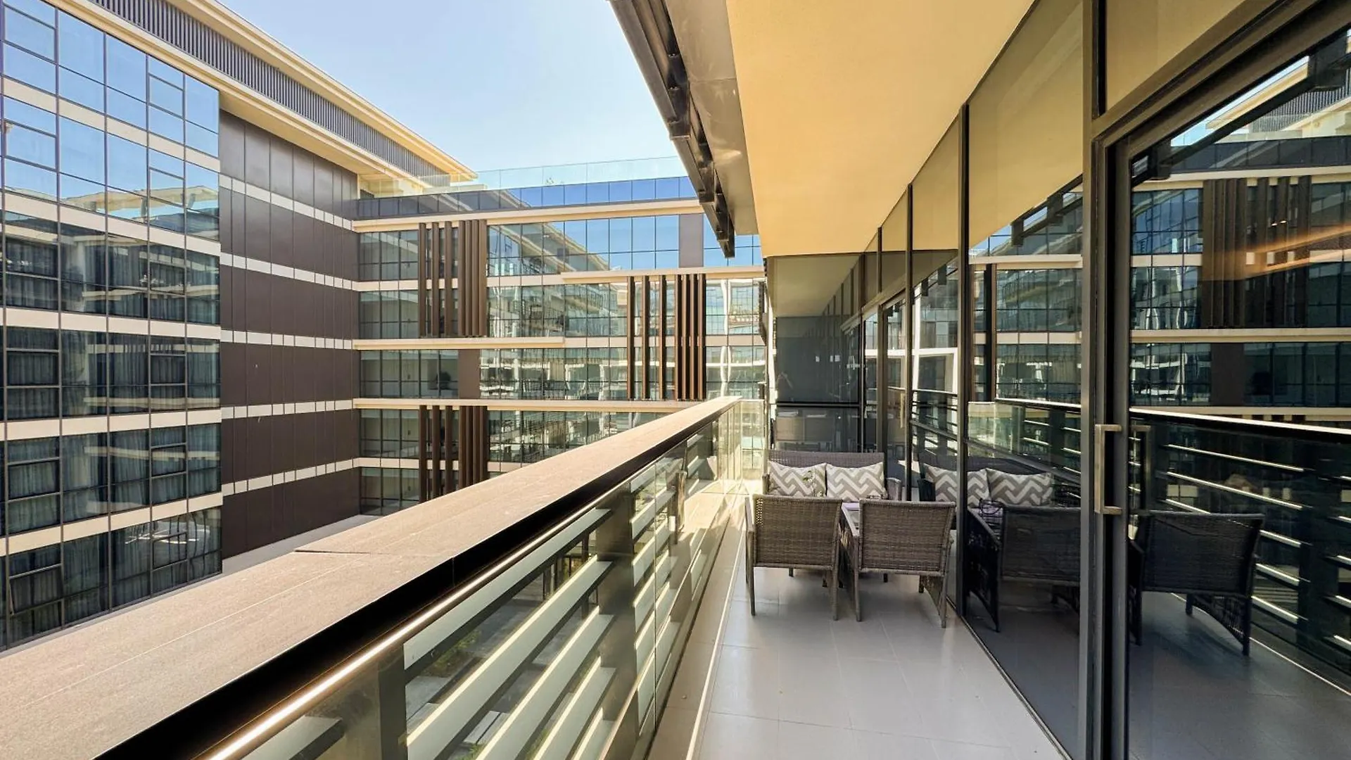 Luxury Apartment With Pool, Patio & Gym In City Walk By Aya Boutique Dubai
