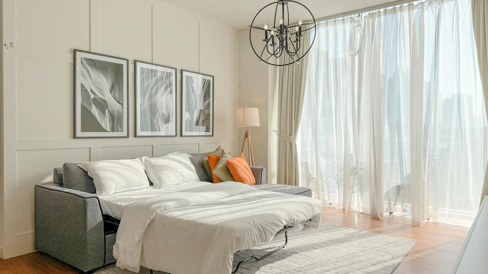 Luxury Apartment With Pool, Patio & Gym In City Walk By Aya Boutique Dubai